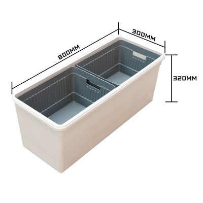 屋外 の 植え付け は,自己 灌?? の 方形 型 超 大 容器 を 用い て 麻煩 を 避け ます