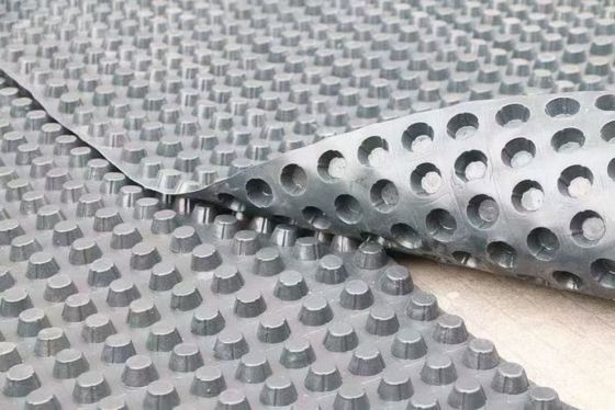強い圧縮抵抗性 排水セル プラスチック排水システム 2.0mm カップの高さ
