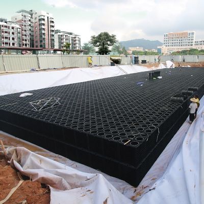 UV 家庭用 PP 雨水採集システム設計タンク 232L 水貯蔵容量